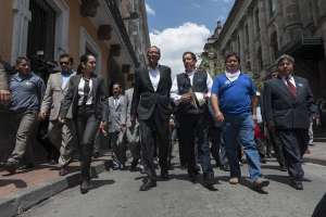 Los artesanos se reunieron con el vicepresidente Jorge Glas. Foto: John Guevara/ EL TEL&Eacute;GRAFO. 
