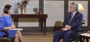 El presidente Len&iacute;n Moreno atendi&oacute; a varios medios de comunicaci&oacute;n espa&ntilde;oles, interesados en la situaci&oacute;n interna de Ecuador.