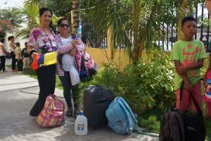 Mantenses viajan a Guayaquil para asistir a misa que oficiar&aacute; el Papa 