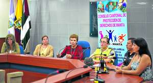 Los monitoreos que realizan son constantes en diferentes lugares de la ciudad. Las instituciones seguir&aacute;n en la lucha. Foto: Rodolfo P&aacute;rraga/El Tel&eacute;grafo