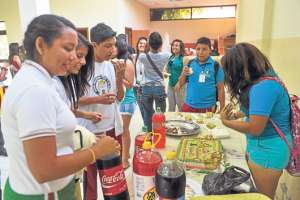 Alumnos de periodismo analizaron los talleres