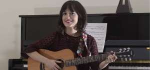 Sara Ontaneda canta en ingl&eacute;s y espa&ntilde;ol en su reciente disco