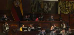 Tras un mes de inconvenientes, sin mayores complicaciones la mayor&iacute;a legislativa resolvi&oacute; ayer la designaci&oacute;n de autoridades de tres comisiones.
