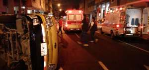 Seg&uacute;n testigos, la furgoneta serv&iacute;a como expreso a un grupo de trabajadores