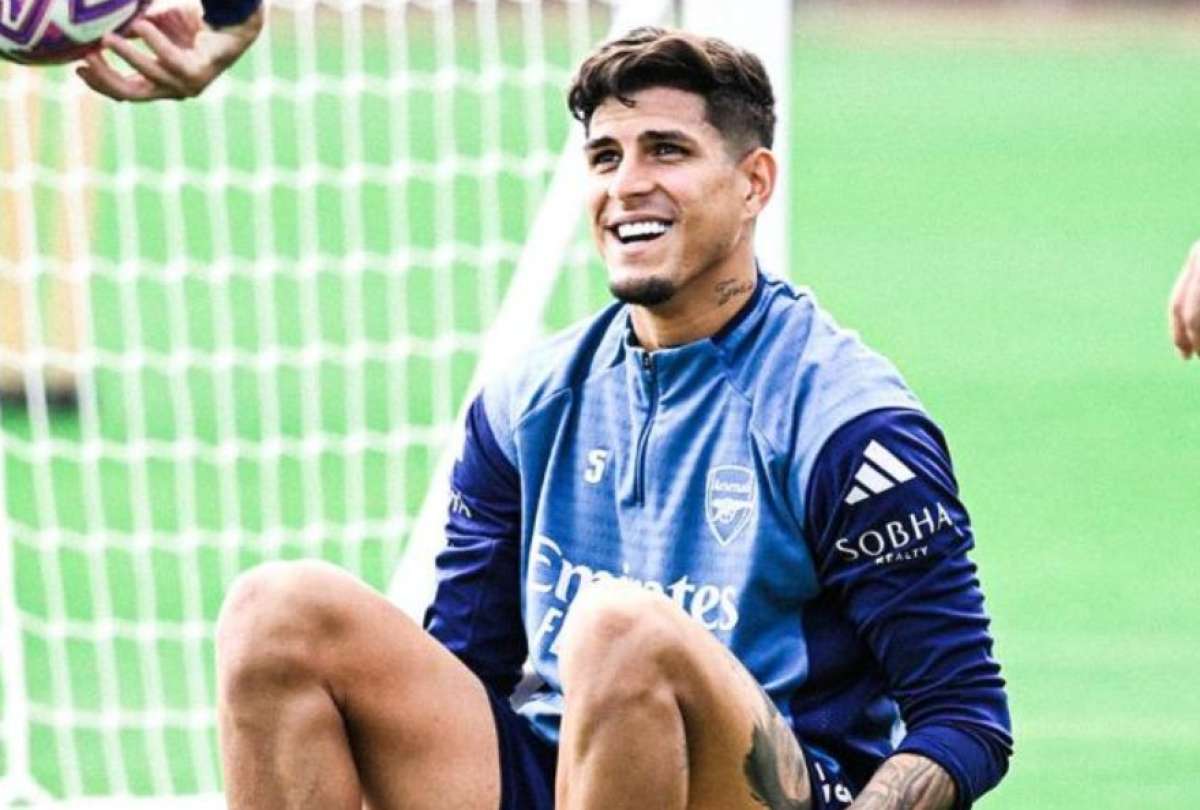 Piero Hincapié vuelve a entrenar con Arsenal y se acerca a su debut en la Premier
