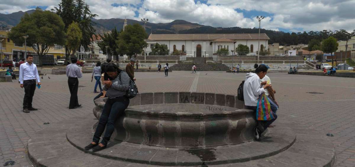 La Plaza Central de Cotocollao es, adem&aacute;s de comercial, un escenario cultural y religioso.