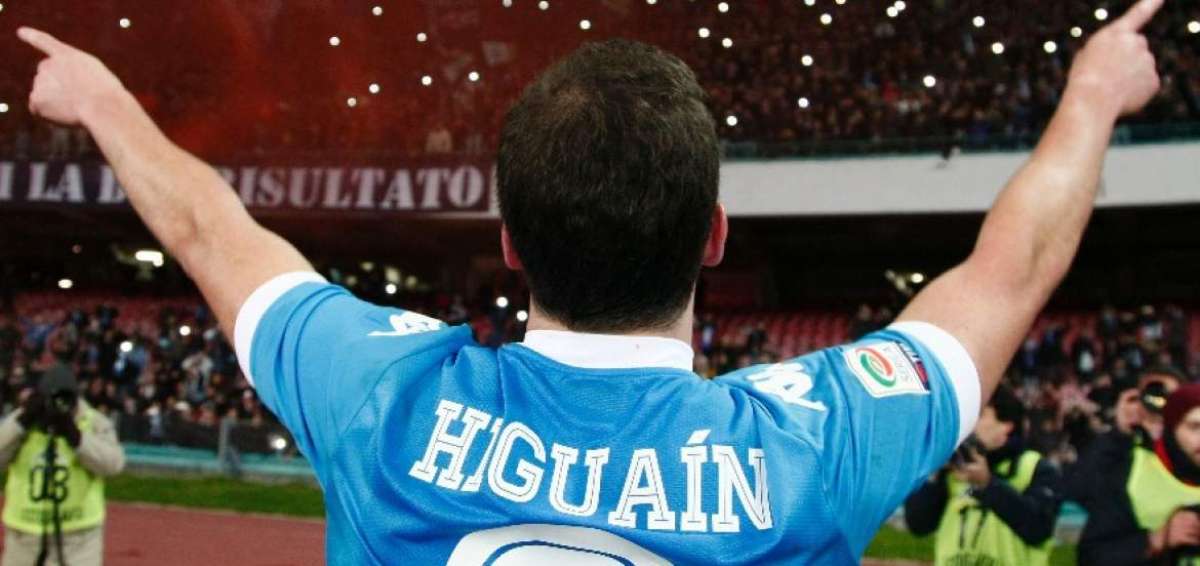 'El Pipita' Higua&iacute;n puede batir el r&eacute;cord de goles en una temporada en la Serie A, establecido por el sueco Gunnar Nordhal con el AC Milan en 1950, con 35 dianas.