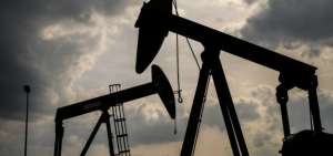 Precio del petr&oacute;leo WTI cierra con dr&aacute;stica baja en Nueva York