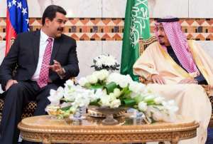 El Mandatario venezolano afirm&oacute; que hay "buenos acuerdos" con Ir&aacute;n y Arabia Saudita. Foto: AFP