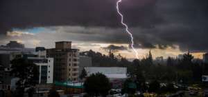 &iquest;Por qu&eacute; se produjo la tormenta el&eacute;ctrica ayer en Quito?