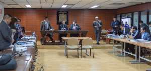 El exministro Ra&uacute;l C. estuvo presente ayer en la audiencia que se cumpli&oacute; en una de las salas del mezanine de la Corte Nacional de Justicia.