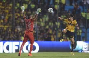 El delantero argentino Ismael Blanco anot&oacute; el gol del triunfo de Barcelona. Foto: Miguel Castro / El Tel&eacute;grafo.