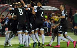 Para Albania es un d&iacute;a hist&oacute;rico, ya que nunca ha conseguido disputar la fase final de una gran competici&oacute;n. Foto: Agencia AFP