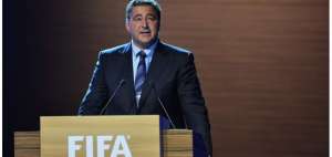 Dimite presidente de la comisi&oacute;n de Auditor&iacute;a de la FIFA