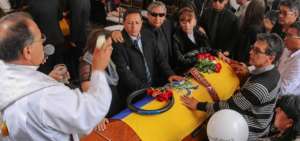 Los cuerpos de los periodistas de El Comercio fueron repatriados a Ecuador y sepultados a fines de junio.