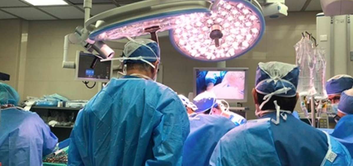 Ecuador se convirti&oacute; en el sexto pa&iacute;s en Sudam&eacute;rica en realizar trasplante bipulmonar y el &uacute;nico en el mundo a m&aacute;s altura sobre el nivel del mar (2.800 m en la ciudad de Quito).