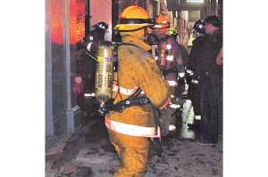 Alarma en centro de Guayaquil por conato de incendio en dos locales