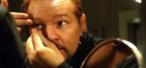 Documental de Julian Assange se proyecta en Cannes