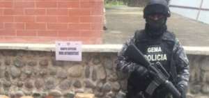 8 detenidos por robo de veh&iacute;culos y extorsi&oacute;n en Manab&iacute;