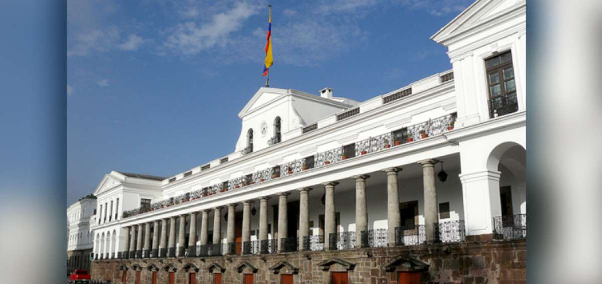 Un conflicto democr&aacute;tico se resuelve en democracia