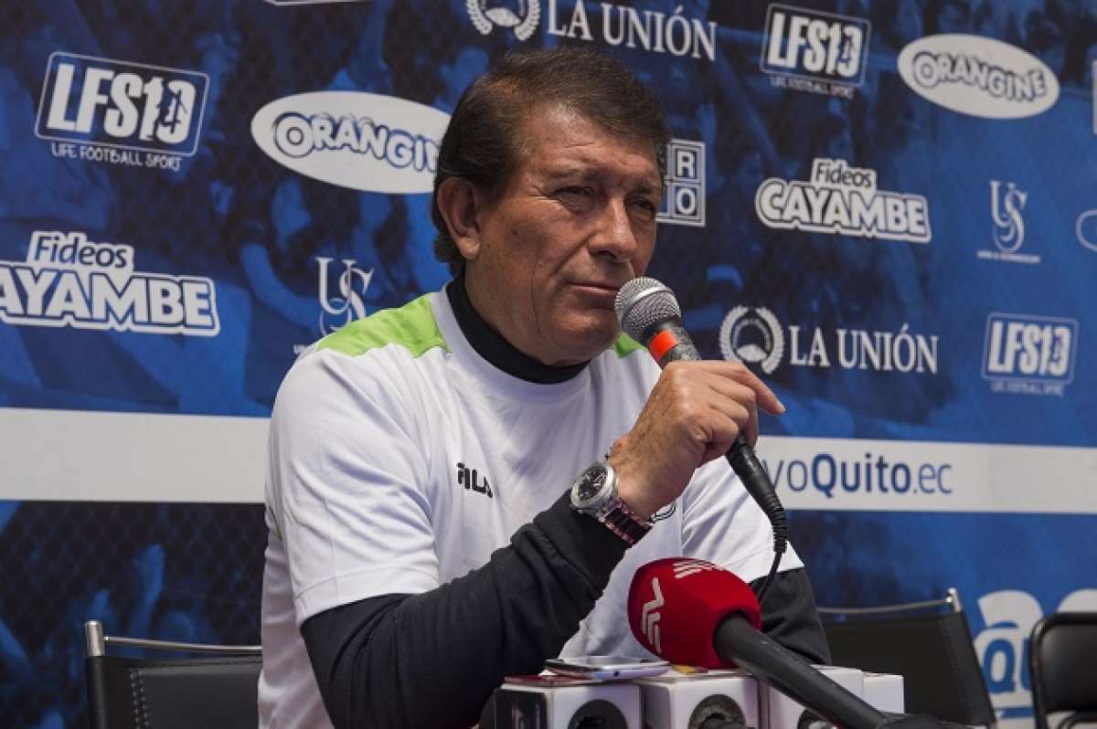 El entrenador Carlos Sevilla lleg&oacute; en reemplazo de Pa&uacute;l V&eacute;lez. FOTO: Daniel Molineros / EL TEL&Eacute;GRAFO
