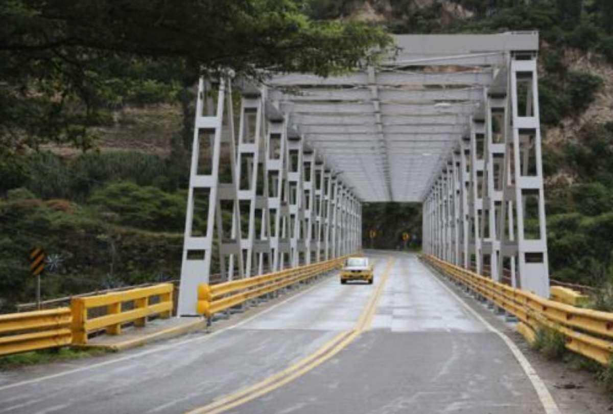 Desde el 24 de octubre, el tránsito se desviará por la Ruta Viva mientras se ejecuta la fase final de la rehabilitación de la avenida Oswaldo Guayasamín.