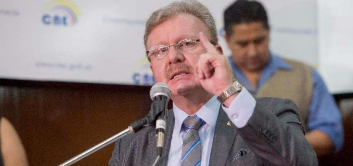Ramiro Aguilar elogia violencia contra t&iacute;o de Glas