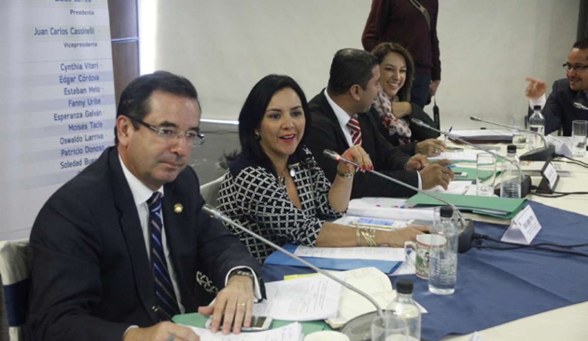 La Comisi&oacute;n de Desarrollo Econ&oacute;mico trabajar&aacute; hoy en 2 jornadas para culminar el informe para primer debate del texto. Foto: Cortes&iacute;a