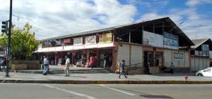 La Municipalidad de Cuenca invertir&aacute; $ 4&rsquo;664.000 en los trabajos. Este centro de abastos est&aacute; ubicado en la parte este de la ciudad.