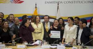La comisi&oacute;n sesion&oacute; este lunes para el an&aacute;lisis del informe. Foto: Fernando Sandoval / El Tel&eacute;grafo 