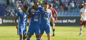Emelec desplaz&oacute; del cuarto lugar de la tabla al Cuenca