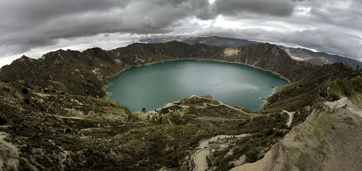 El proyecto gubernamental de turismo inclusivo plantea convertir dentro de poco en un destino de este tipo a la laguna Quilotoa, ubicada en Cotopaxi. 