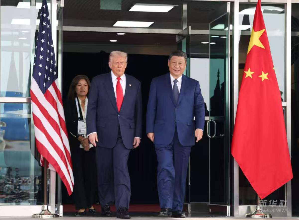 Donald Trump, presidente de Estados Unidos, y Xi Jinping, su par de China, se reunieron y alcanzaron acuerdos sobre restricciones de tierras raras y reducción de aranceles. 