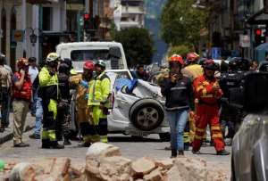 Cámara de seguridad captó el momento exacto del colapso de vivienda en Cuenca