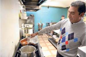 El incremento del 100% en las planillas de agua del servicio residencial en Cuenca provoc&oacute; el rechazo de los ciudadanos. Foto: Fernando Machado/El Tel&eacute;grafo 