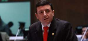Fabi&aacute;n Solano es el nuevo embajador de Ecuador en Cuba