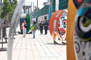 Una muestra de m&aacute;scaras sirvi&oacute; de apertura al espacio establecido en la zona sur quite&ntilde;a. Foto: Santiago Aguirre.