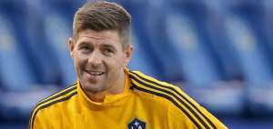 Gerrard medita retirarse a finales del 2016