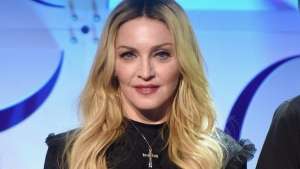 Madonna elogi&oacute; al papa Francisco en Filadelfia
