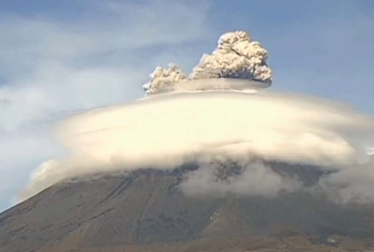 Actualmente el volcán Popocatépetl se encuentra en amarillo fase 2 de erupción.