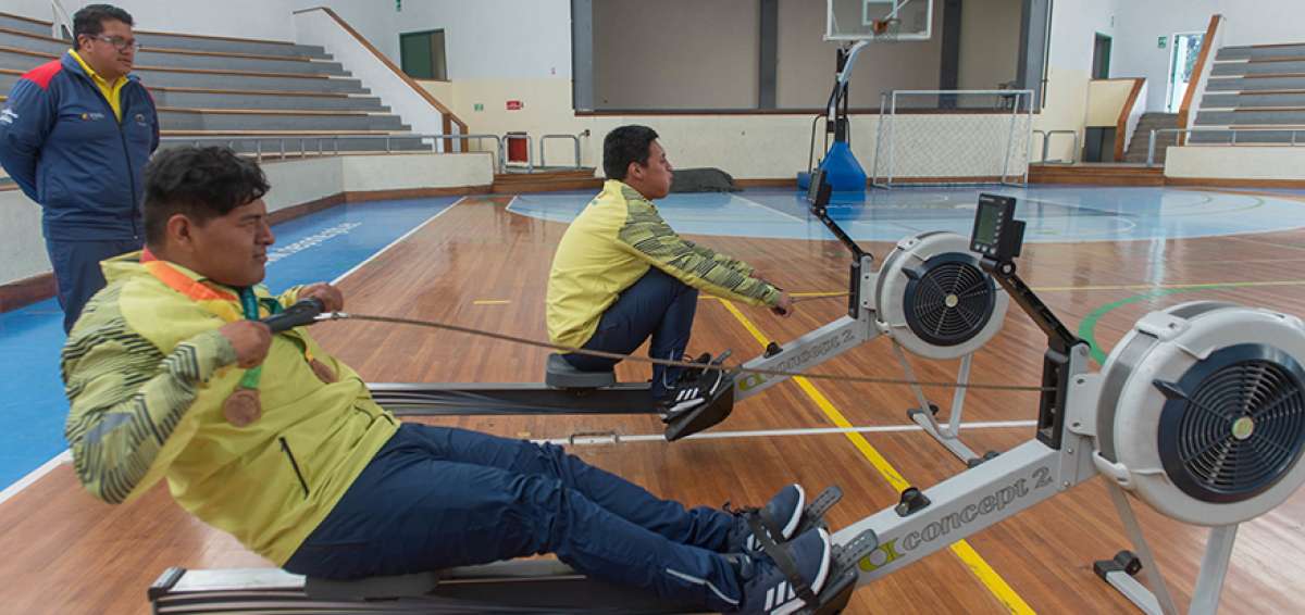 Los remeros Brayan Quinquigunao (i) y Xavier Vargas lograron dos medallas de bronce y una de oro, respectivamente, en los Inas Global Games, que son comparados como Juegos Ol&iacute;mpicos para personas con discapacidad intelectual.