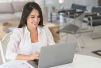 Los aspirantes ecuatorianos pueden postular a becas para estudios de tercer nivel en una universidad en línea de México dentro del programa Globo Común. 