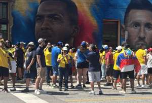 El mural de Willian Pacho y Lionel Messi se ha convertido en uno de los lugares m&aacute;s fotografiados por los aficionados que visitan Kansas City durante el Mundial 2026.