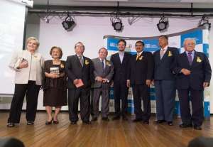 Consuelo Vargas, Fresia Saavedra, los hermanos Mi&ntilde;o Naranjo, Eduardo Morales, S&oacute;focles Coello y Guillermo Rodr&iacute;guez fueron los artistas galardonados. John Guevara / El Tel&eacute;grafo