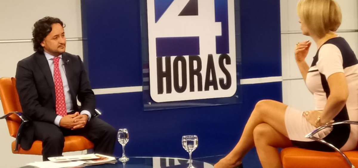 El titular de la Secom, Andr&eacute;s Michelena, fue entrevistado este mi&eacute;rcoles 25 de abril en los estudios de Teleamazonas. 