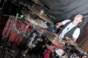 El baterista Juan Carlos Macio ser&aacute; uno de los invitados especiales en este encuentro. Foto: Cortes&iacute;a.