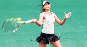 La tenista Camila Romero durante su participaci&oacute;n en el campeonato ITF de Monterrey. Cortes&iacute;a