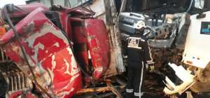 Choque m&uacute;ltilple en tramo Jujan-Yaguachi deja un herido