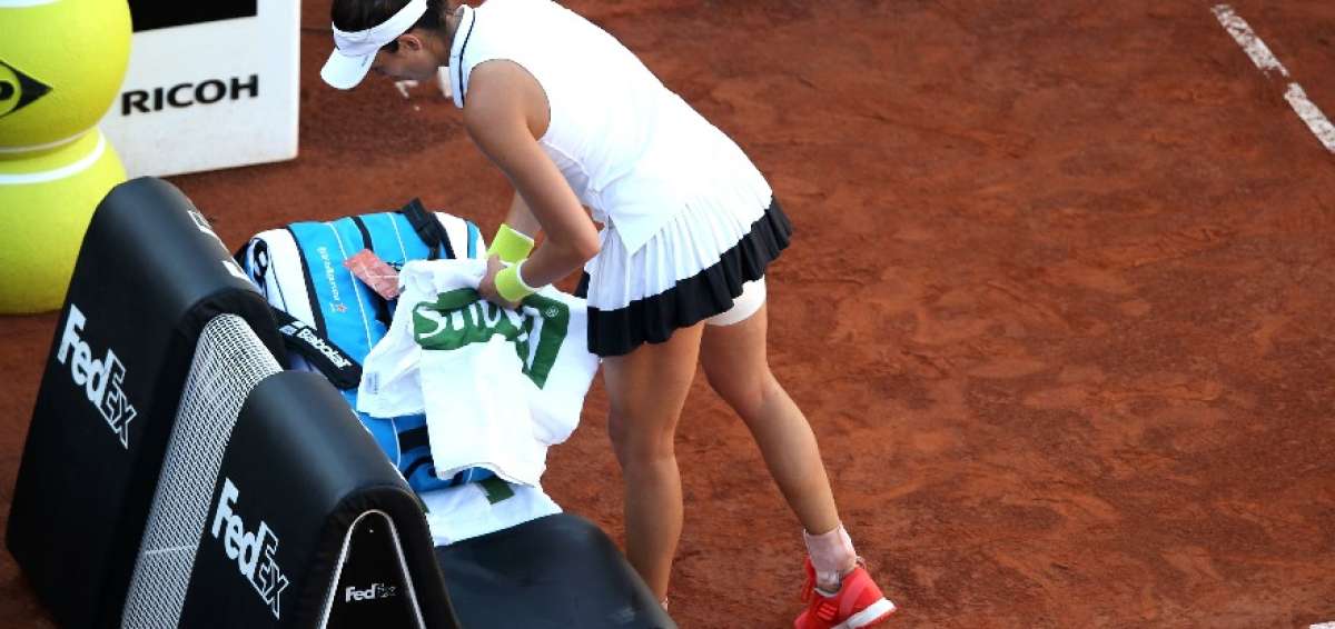 Muguruza se retira y Svitolina jugar&aacute; con Halep la final de Roma