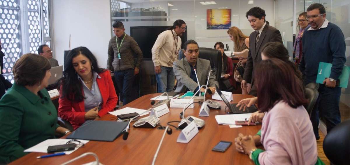 La Comisi&oacute;n de R&eacute;gimen Econ&oacute;mico y Tributario recibi&oacute; ayer a varias autoridades para pulir el contenido del texto planteado por la Funci&oacute;n Ejecutiva.